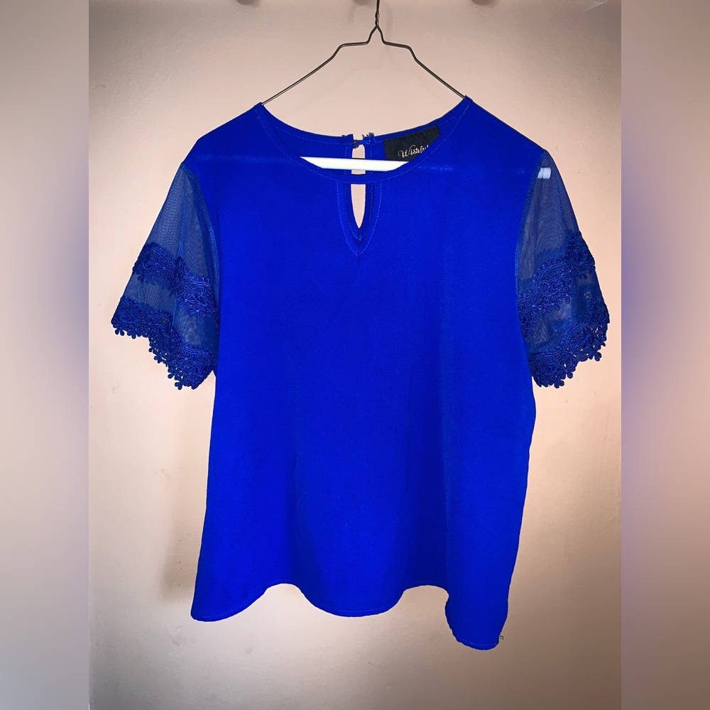 WOMAN BLOUSE